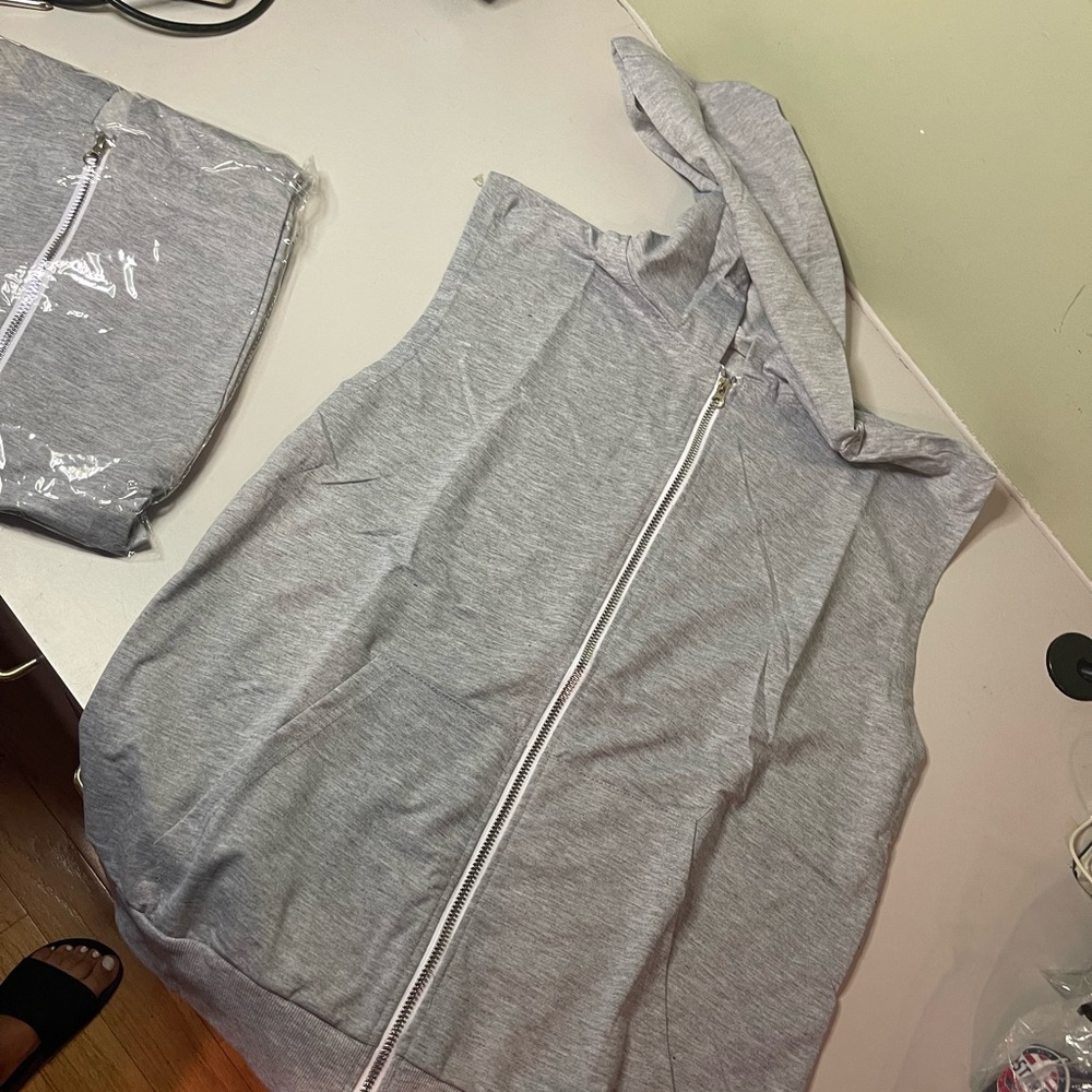 Mens Sleeveless Top